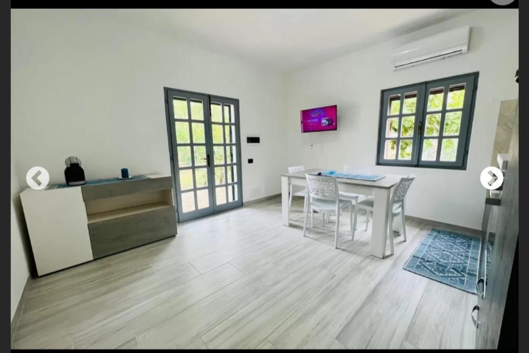 Villetta Cala D'Ambra 산테오도로 외부 사진
