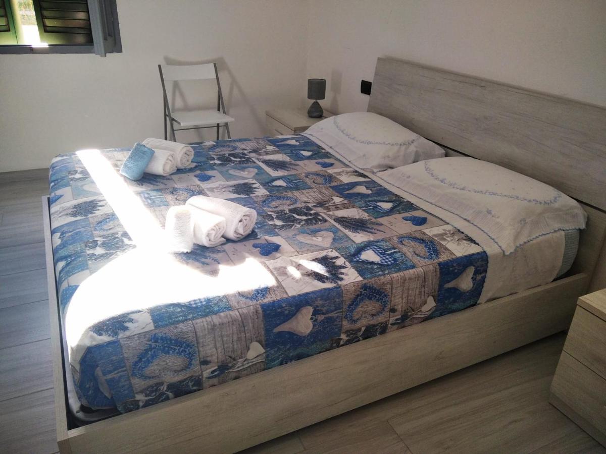 Villetta Cala D'Ambra 산테오도로 외부 사진